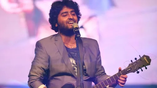 Arijit Singh Biography, Age, Height, Girlfriend, Wife, Family, Facts, & More